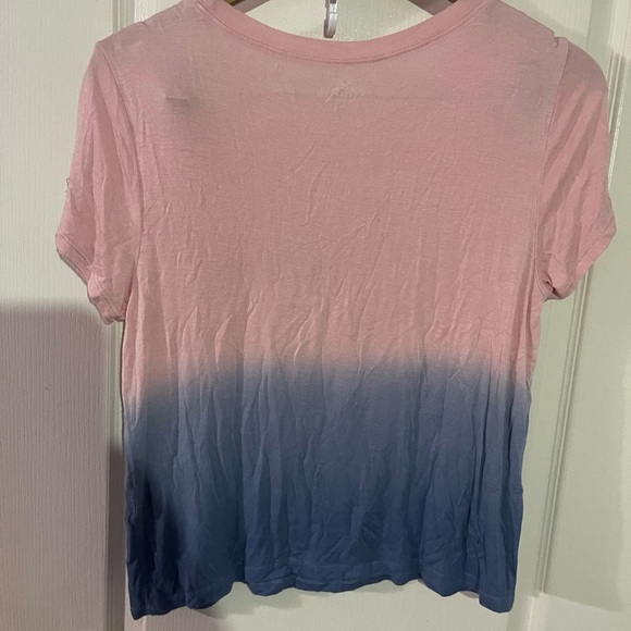 Vintage Y2K Hollister Pink to Blue Gradient Women's Tee - Picture 2 of 3